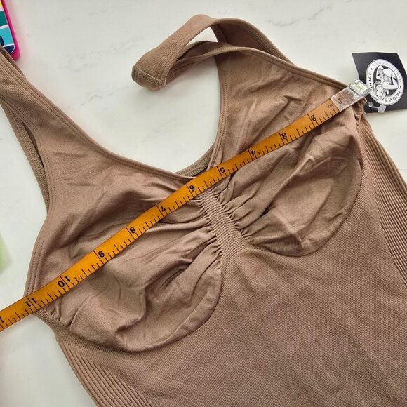 Instant Shaping by Lunaire Nude Shapewear Cami Top Size 6/8 - Picture 6 of 8